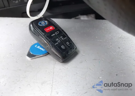 2021 Toyota Sienna Xse from USA, damaged, VIN 5TDDRKEC8MS065770